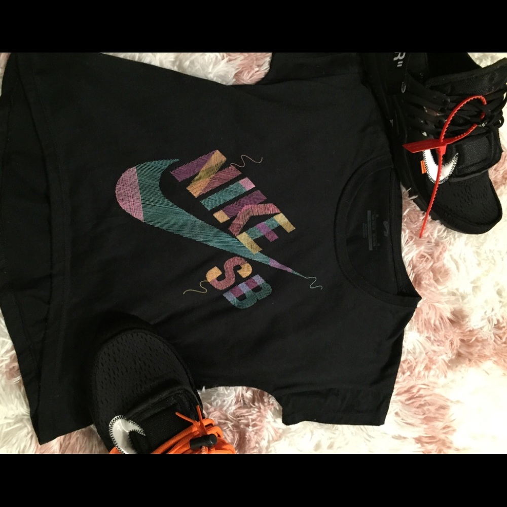 Girls Nike sb top size 10-12